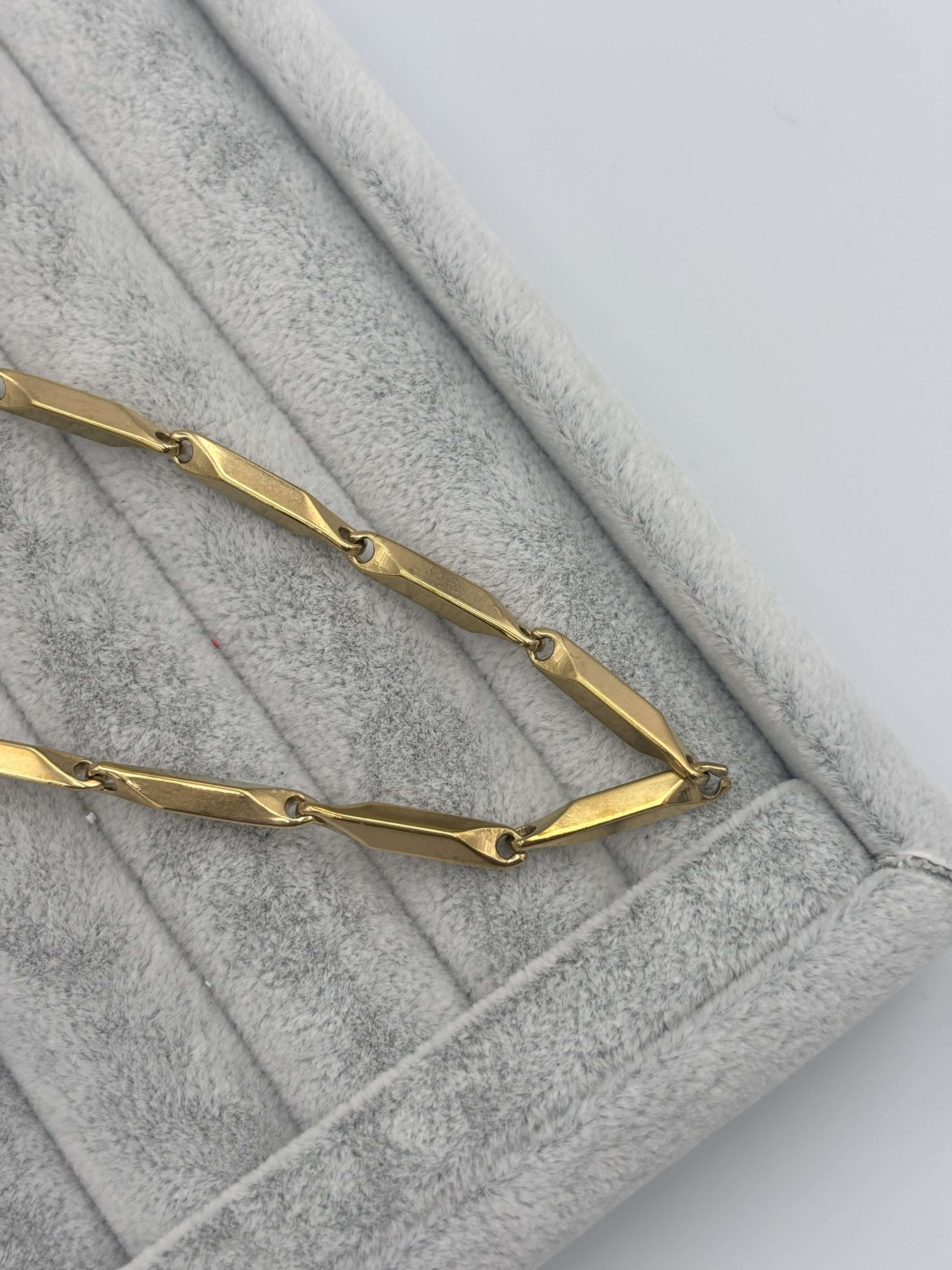 ÇELİK KÜP ÜÇGEN ZİNCİR GOLD KOLYE 